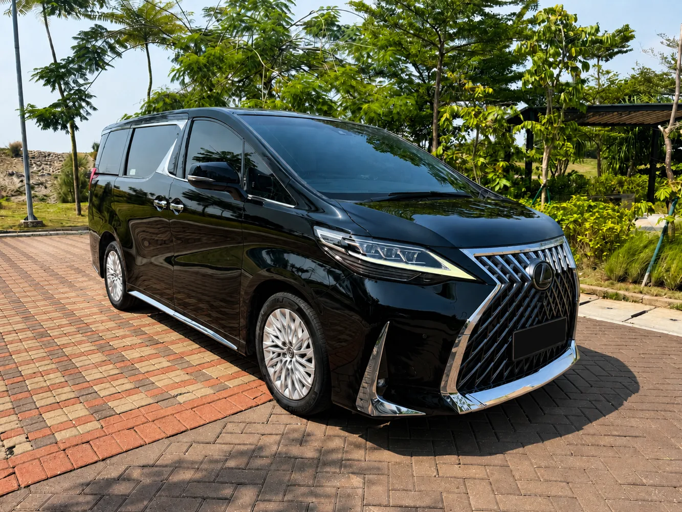 Lexus LM350 rental Jakarta main exterior real photo