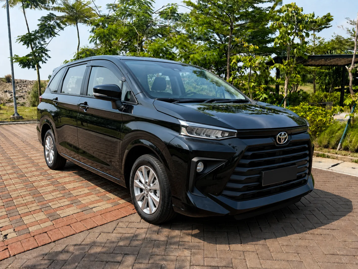 Toyota Avanza rental Jakarta main exterior real photo