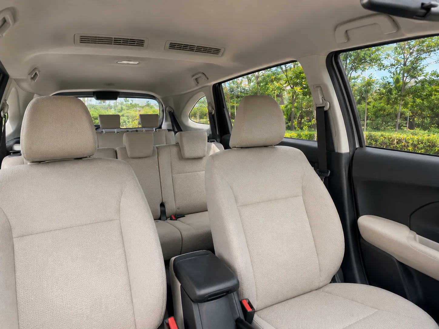 Toyota Avanza cabin seats real interior photo